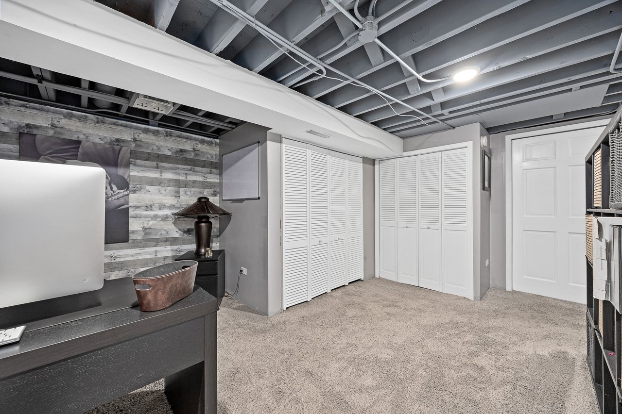 317 39th St, Downers Grove