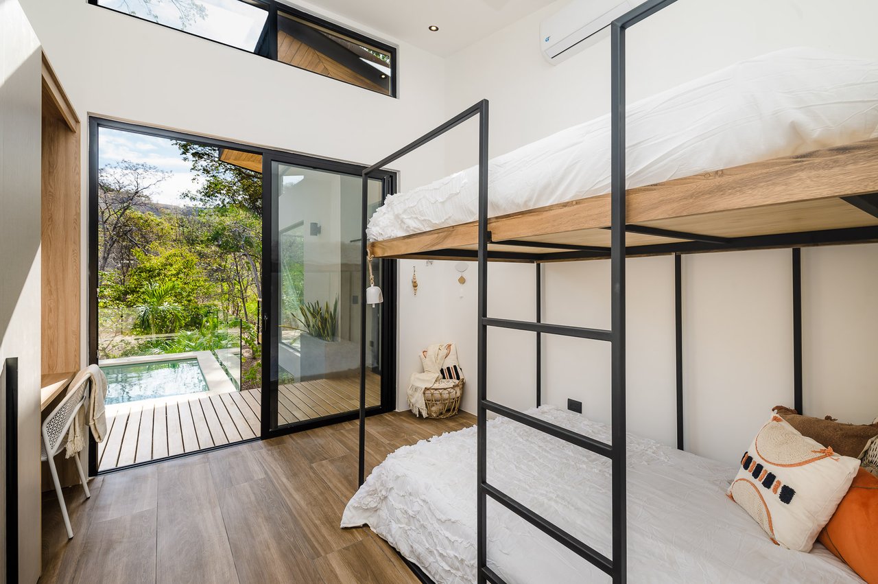 Casa Jungla | Contemporary 4-Bedroom Home with Private Pool in Las Ventanas, Playa Grande