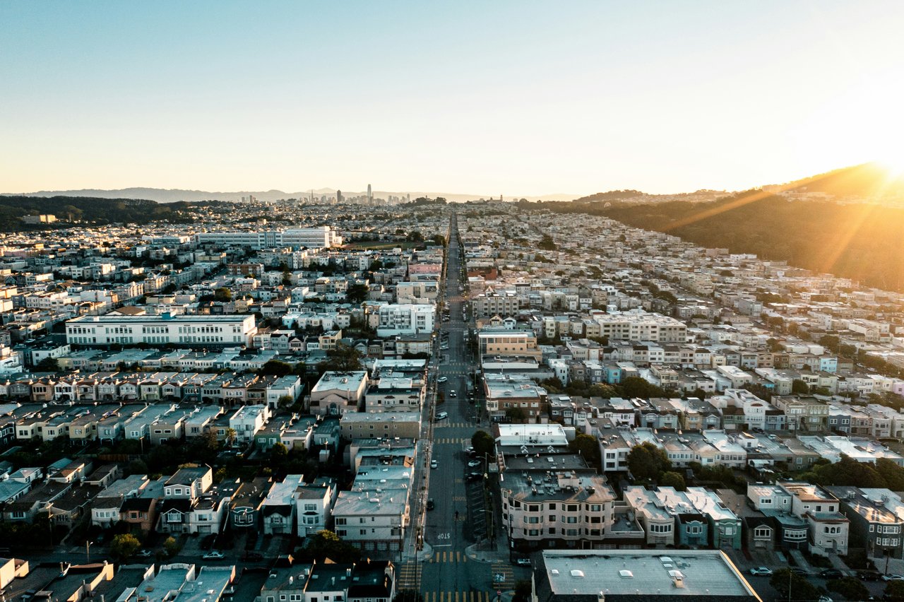 Aerial view of San Francisco residential neighborhoods and city skyline