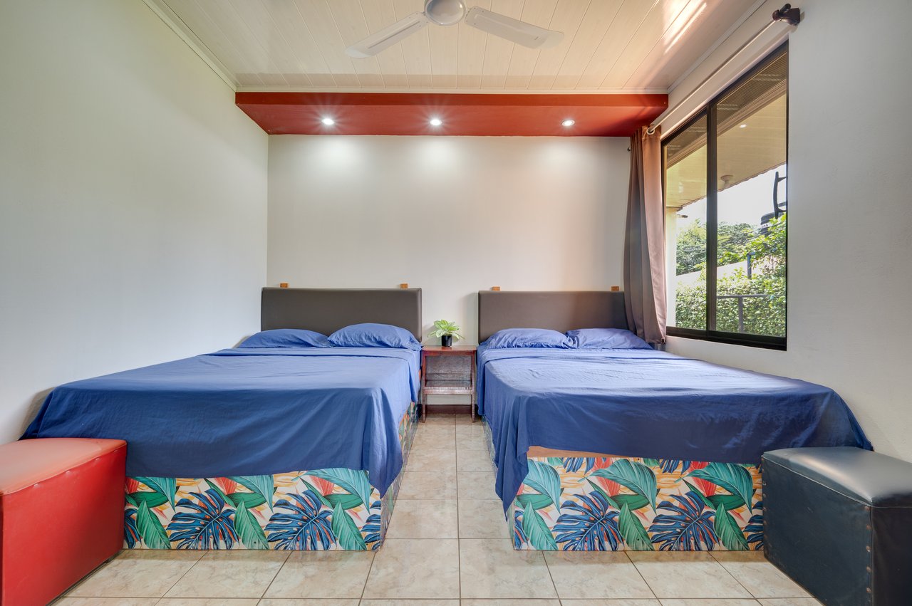 Tamarit House | Spacious Tropical Retreat in Villareal, Costa Rica