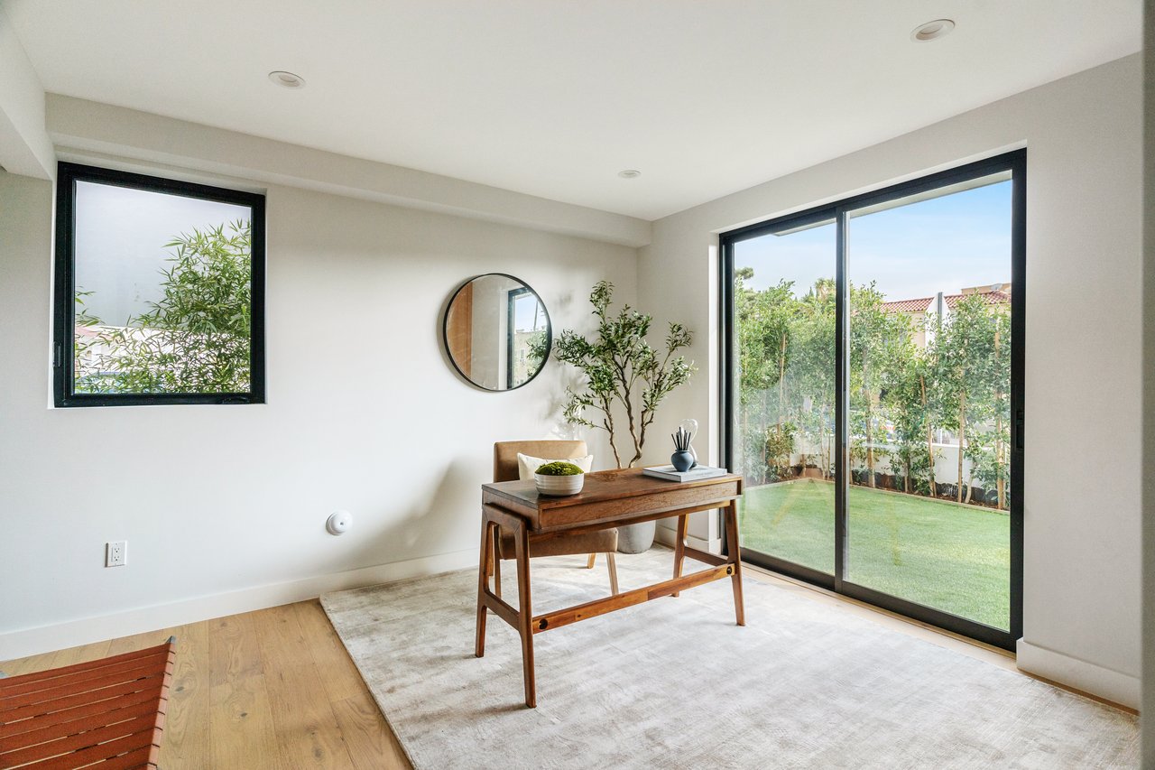 Ambrosia at Hillhurst