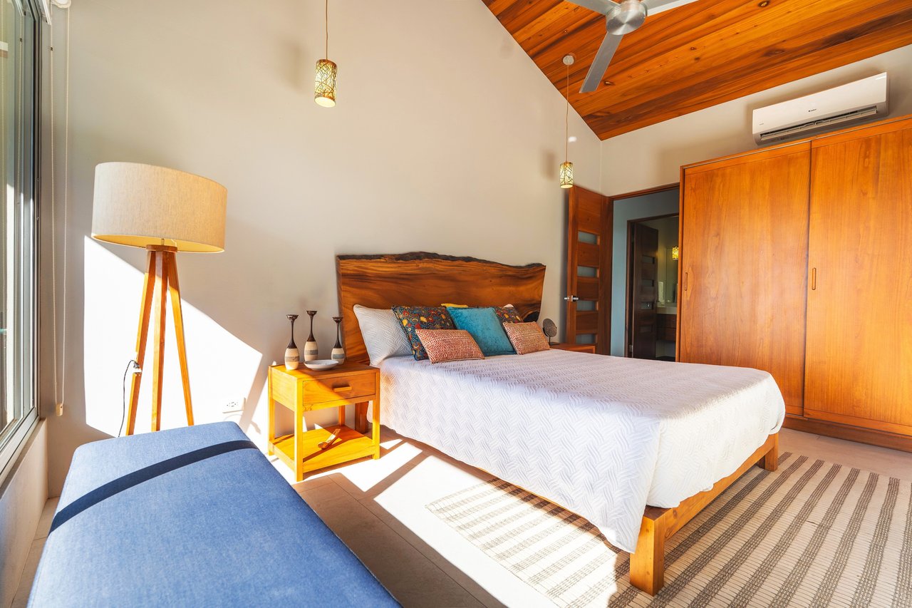 Blue Horizon – luxury ocean-view home in Ojochal, Costa Rica