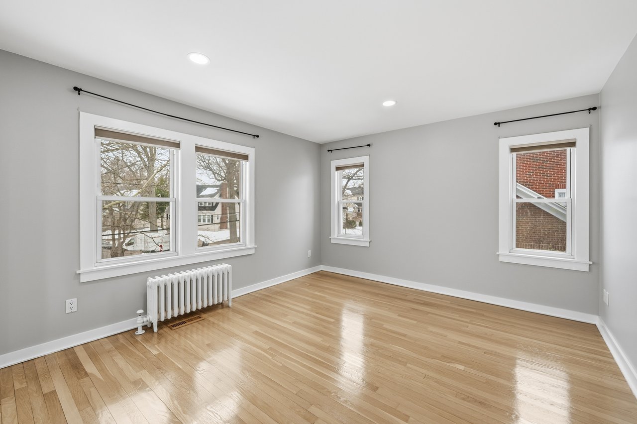 30 Lodge Rd, Belmont