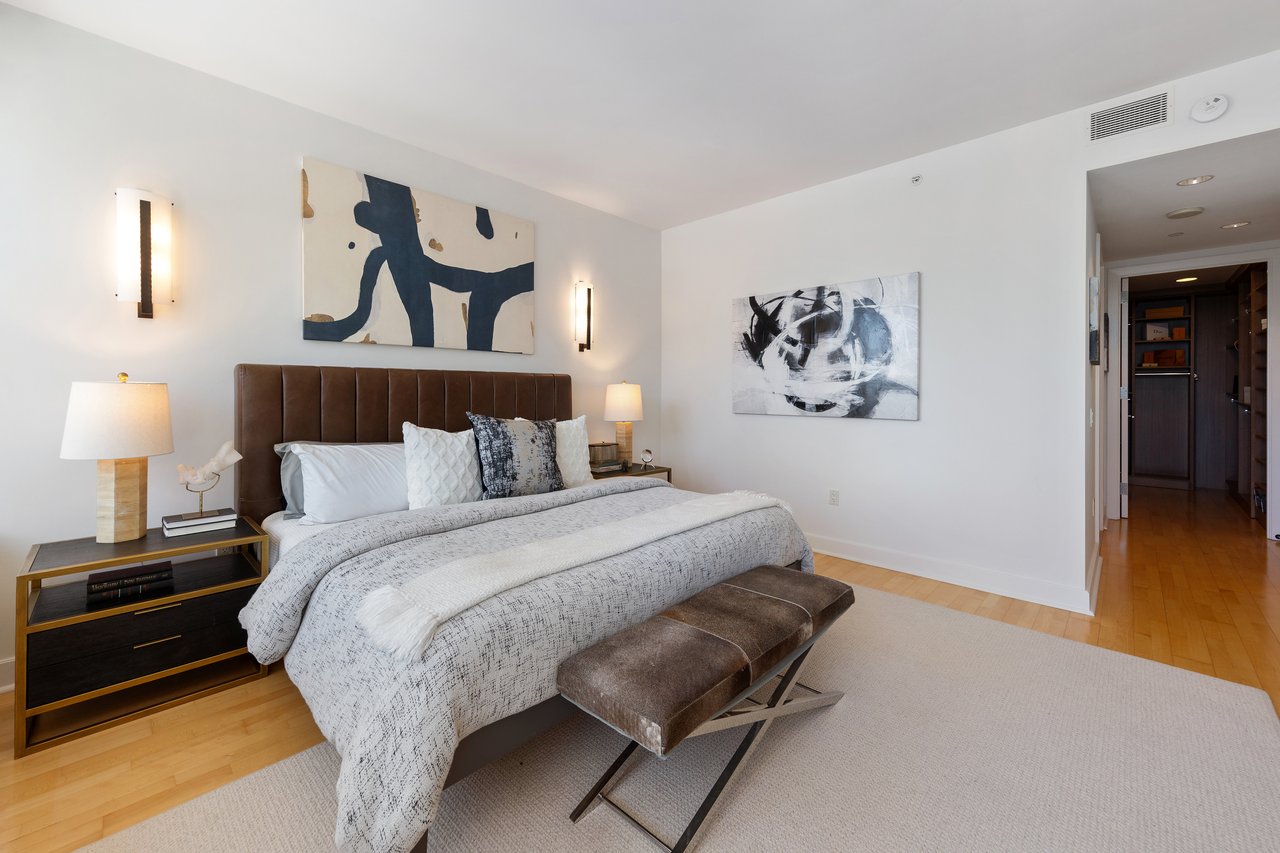 St. Regis Residence 24A