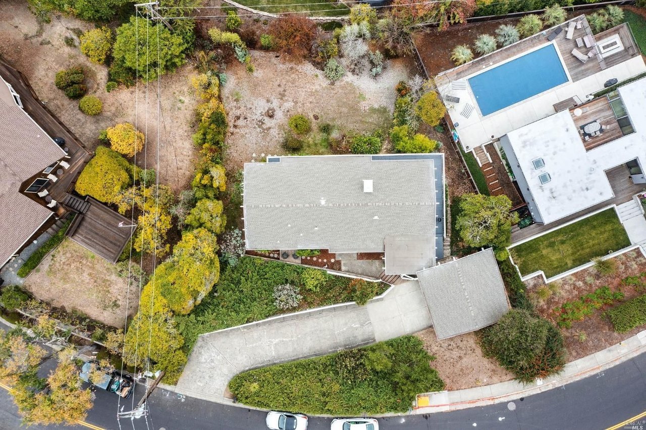 30 Reed Ranch Rd