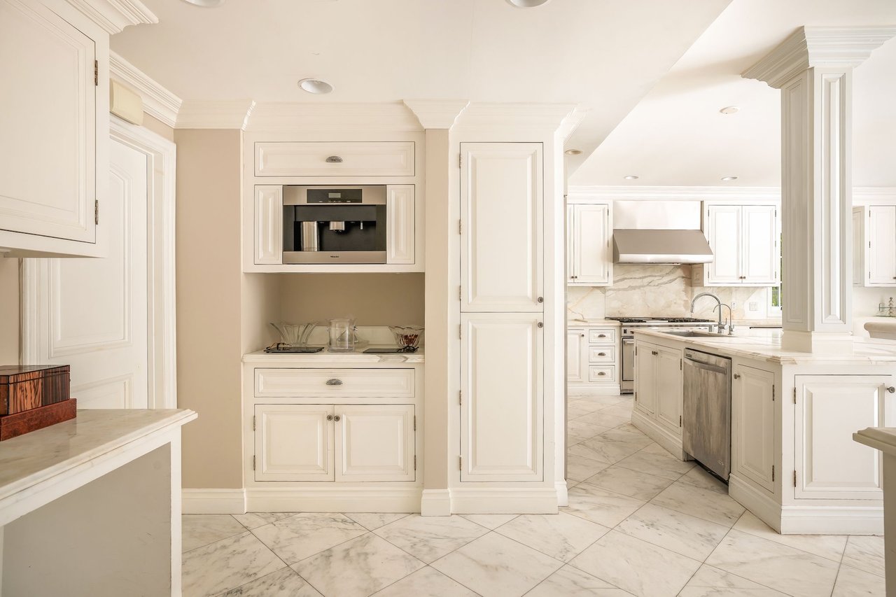 10914 Bellagio Rd