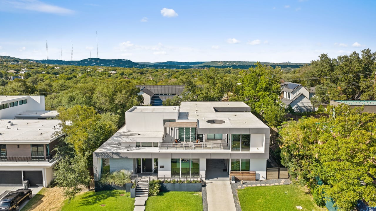 4811 Timberline Drive