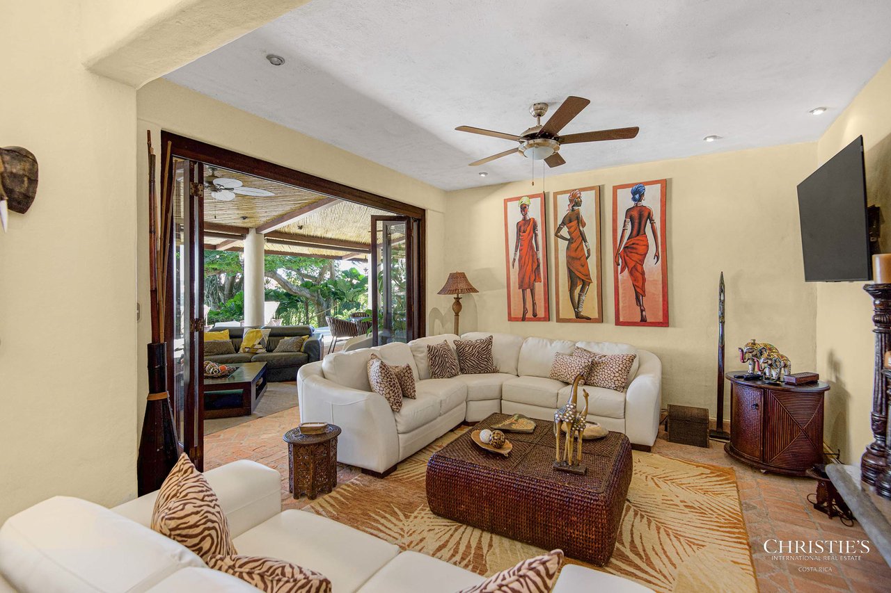 Casa Nacar: Ocean View Private Luxury Retreat Near World-Class Golf & Marina