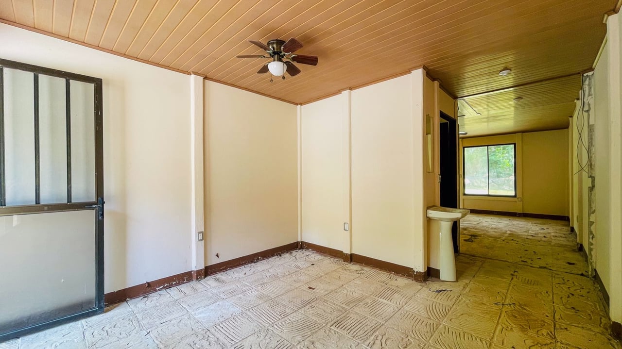 5.32-Acre Riverfront Property with Multiple Homes & Expansion Potential, The Possibilities are limitless!