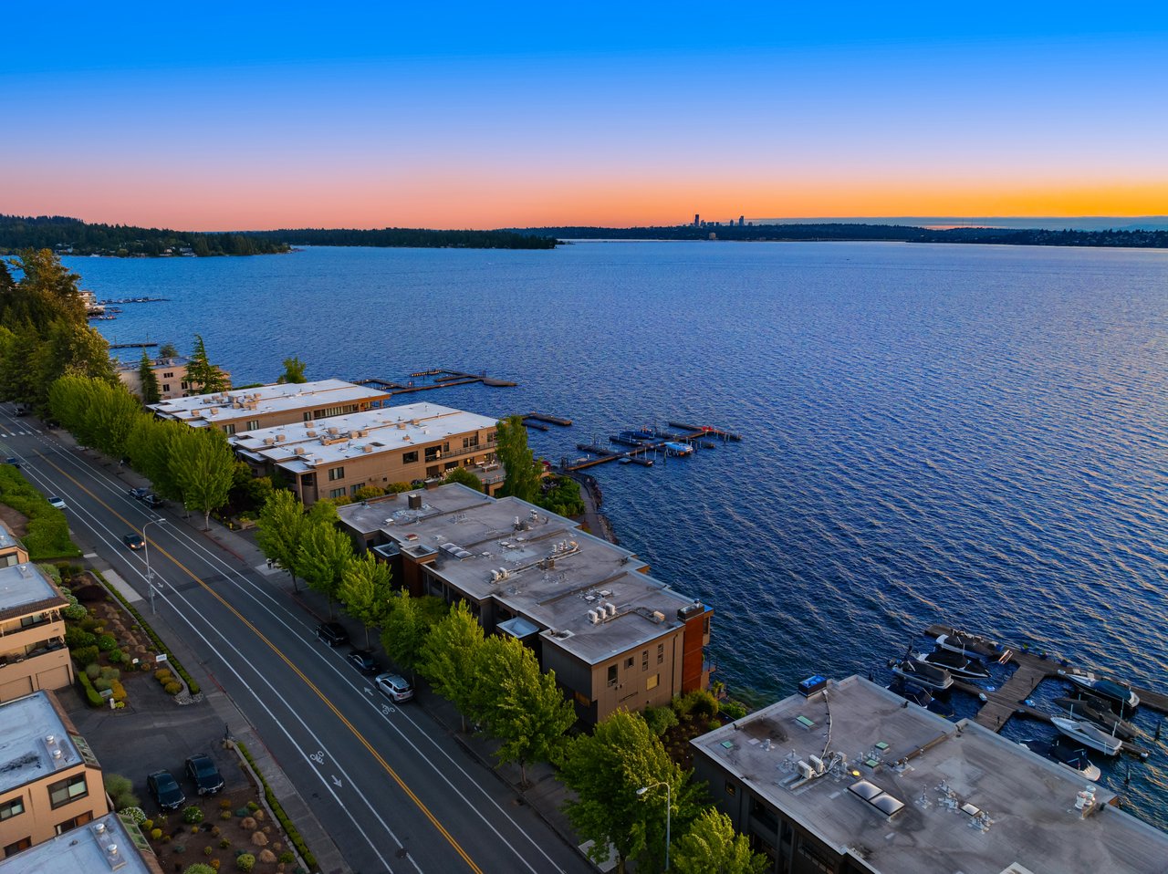 827 Lake Street S Unit: 208