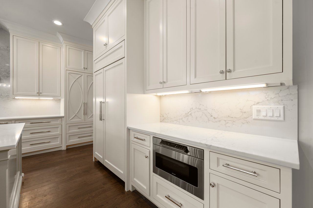  10160 Cedar Ridge Drive