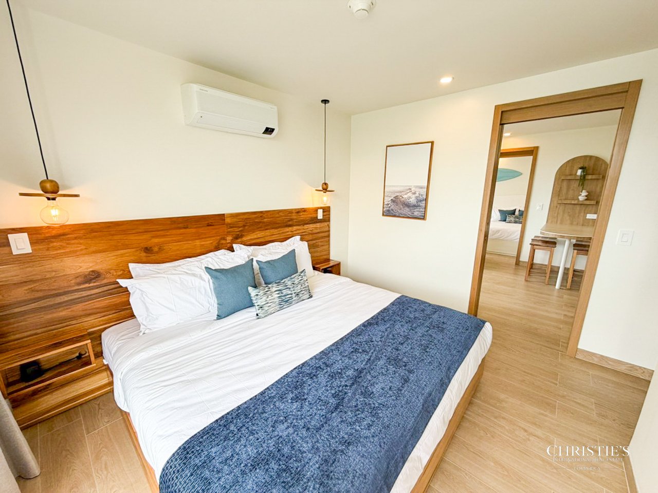 Mono Luxe Unit #17 — Three-Bedroom Residence