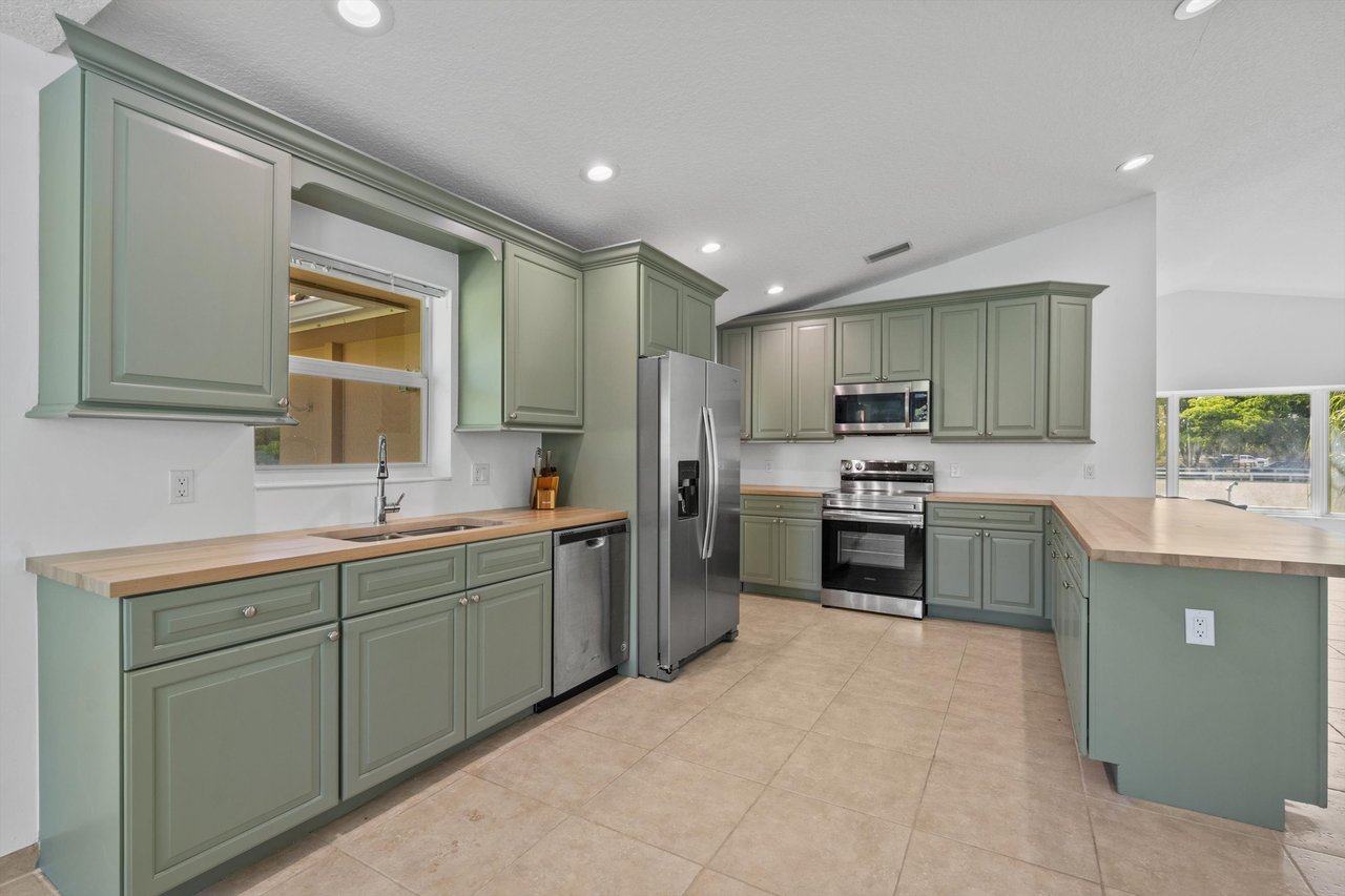 3287 Grande Road