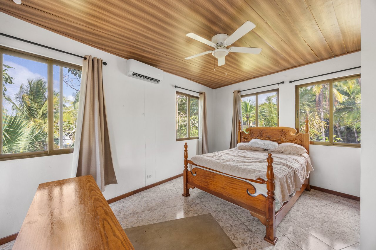 Vista Marina Beach House | Oceanfront Beach House in Playa Potrero