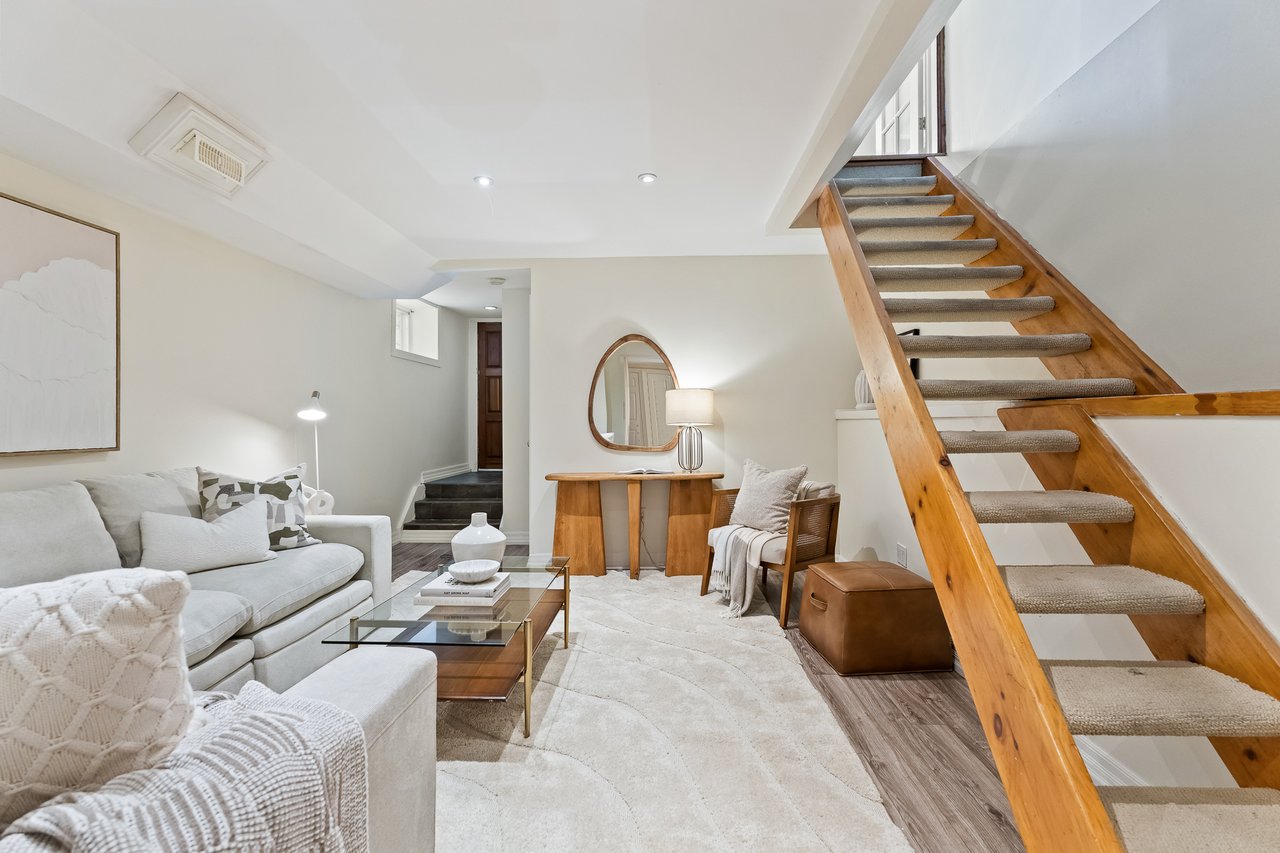 227 Waverley Rd