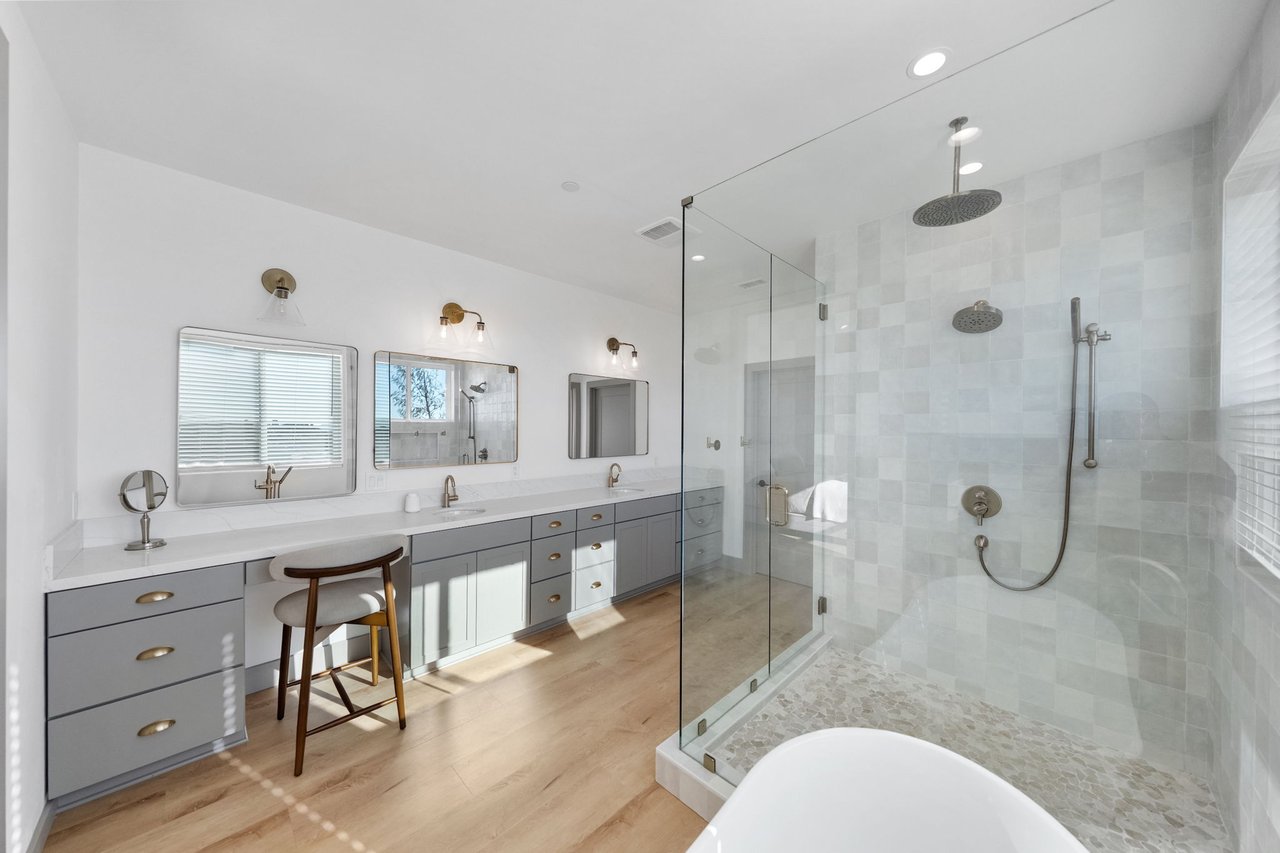 41950 Calle La Escondida