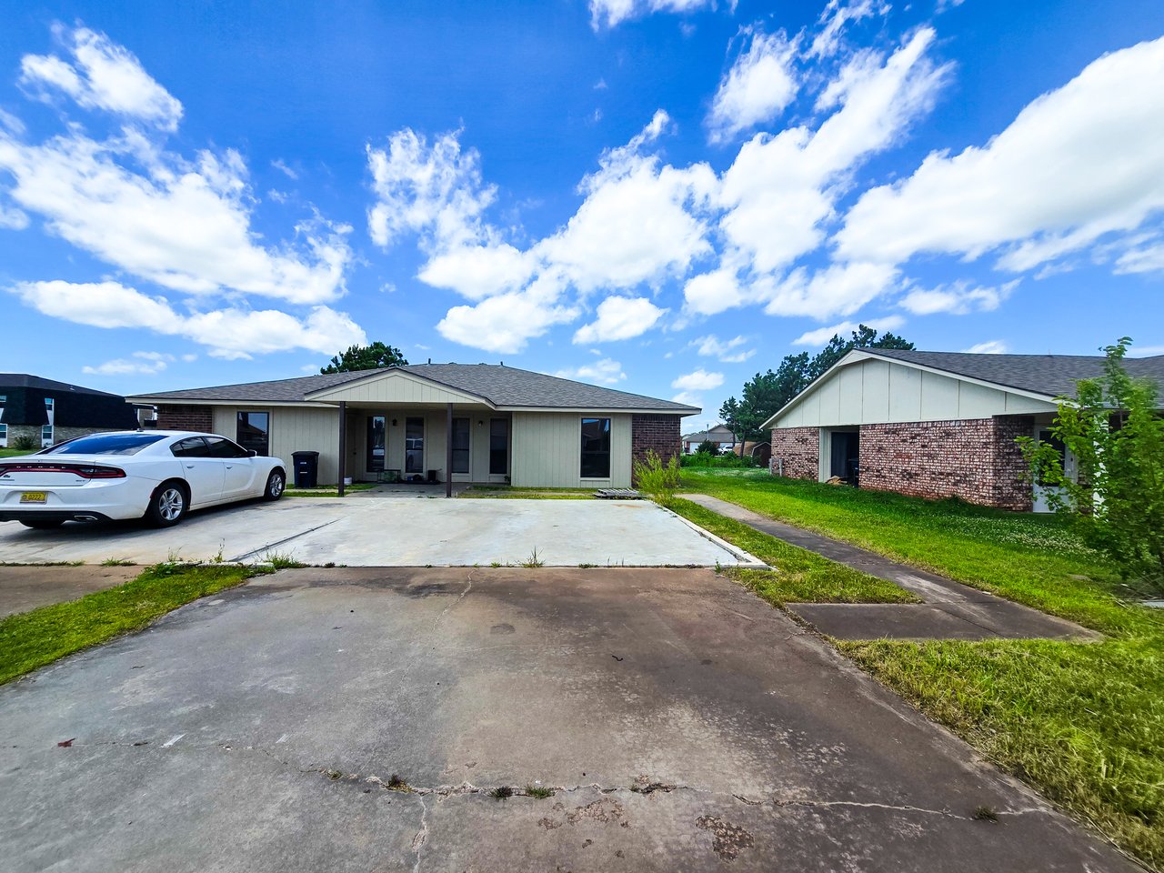 4104 N Market