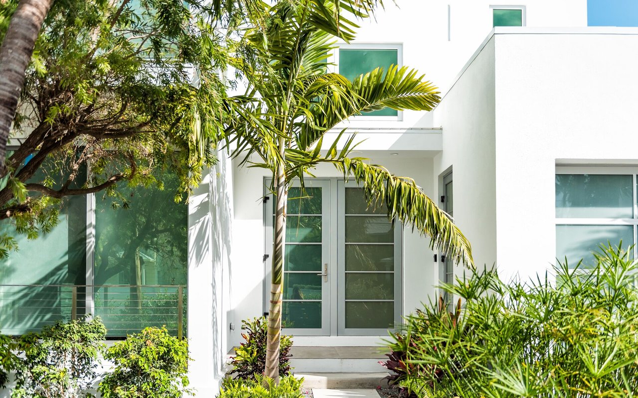 Bradenton Homes with Beach Access Water Frontage