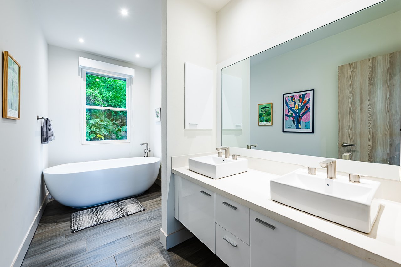 Casa Escondida & Casa Jungla, Miramar 47 | Dual Luxury Ocean-View Estate in Mar Vista, Playa Flamingo