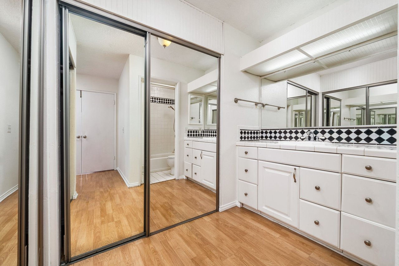 960 E Bonita Avenue 91