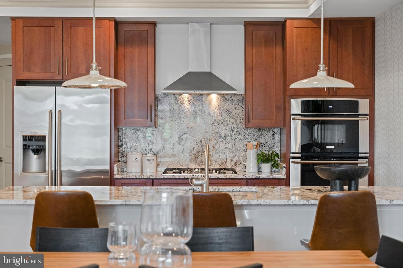 2448 Ontario Rd NW, Unit 4