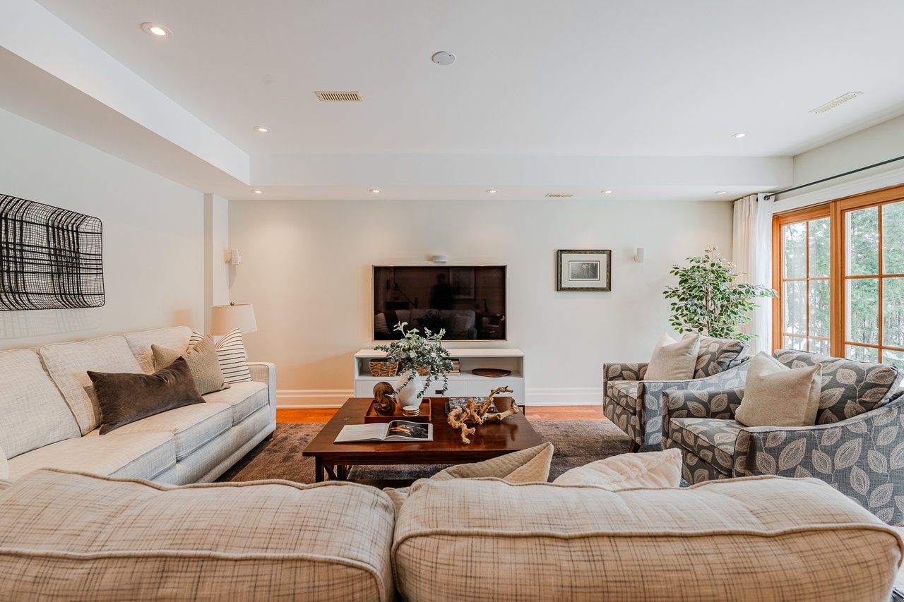 148 Balsam Ave