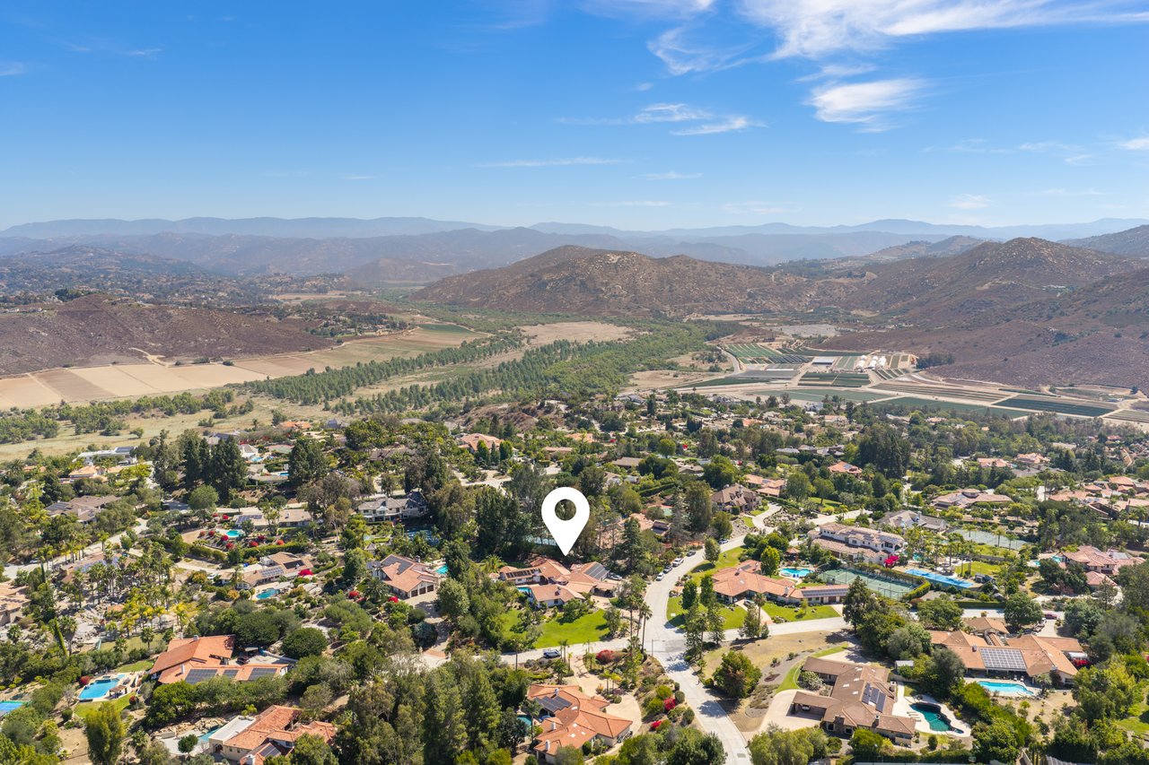18714 Bernardo Trails | Rancho Bernardo