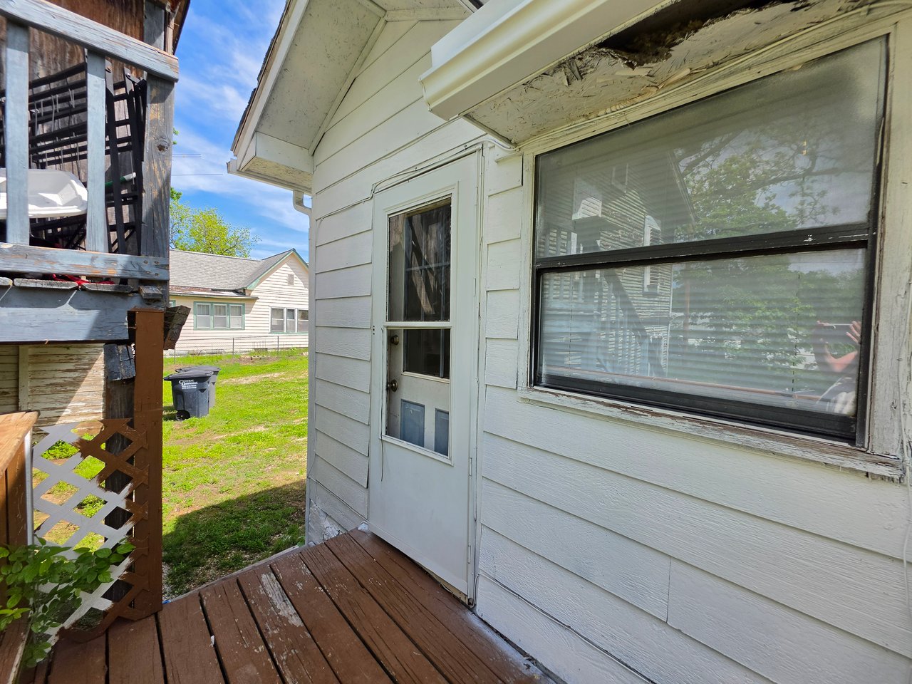 240 S Draper Ave