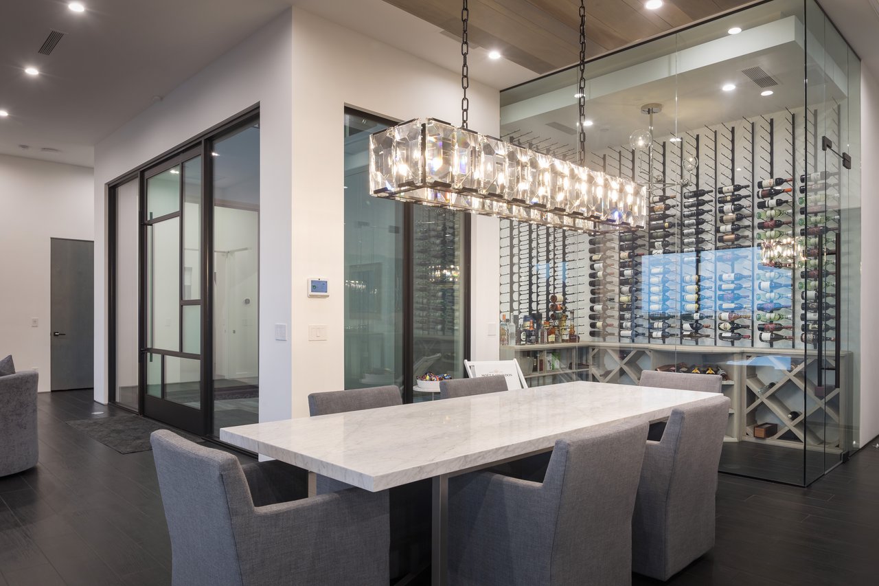 34 Sun Glow Ln, Las Vegas, NV 89135