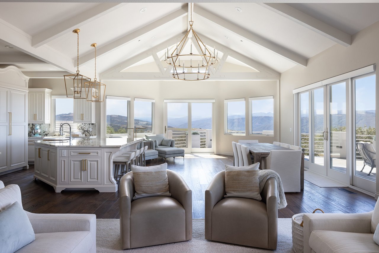 Elevated Living with Panoramic Views
