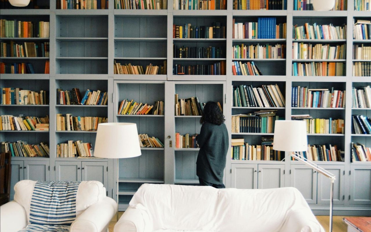 Tips for Building a Home Library You’ll Love in Frisco, TX