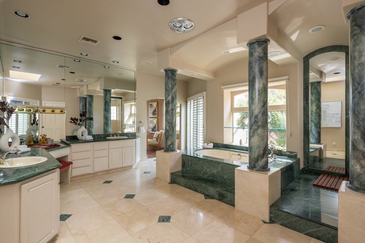 18714 Bernardo Trails | Rancho Bernardo