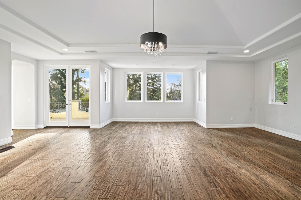 5309 Louise Ave, Encino