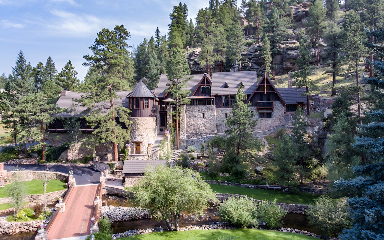 Dream Home: Castle Retreat in Evergreen