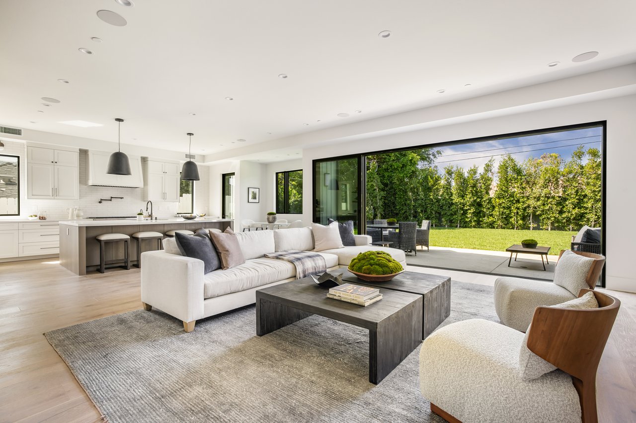 3077 Earlmar Drive, Cheviot Hills