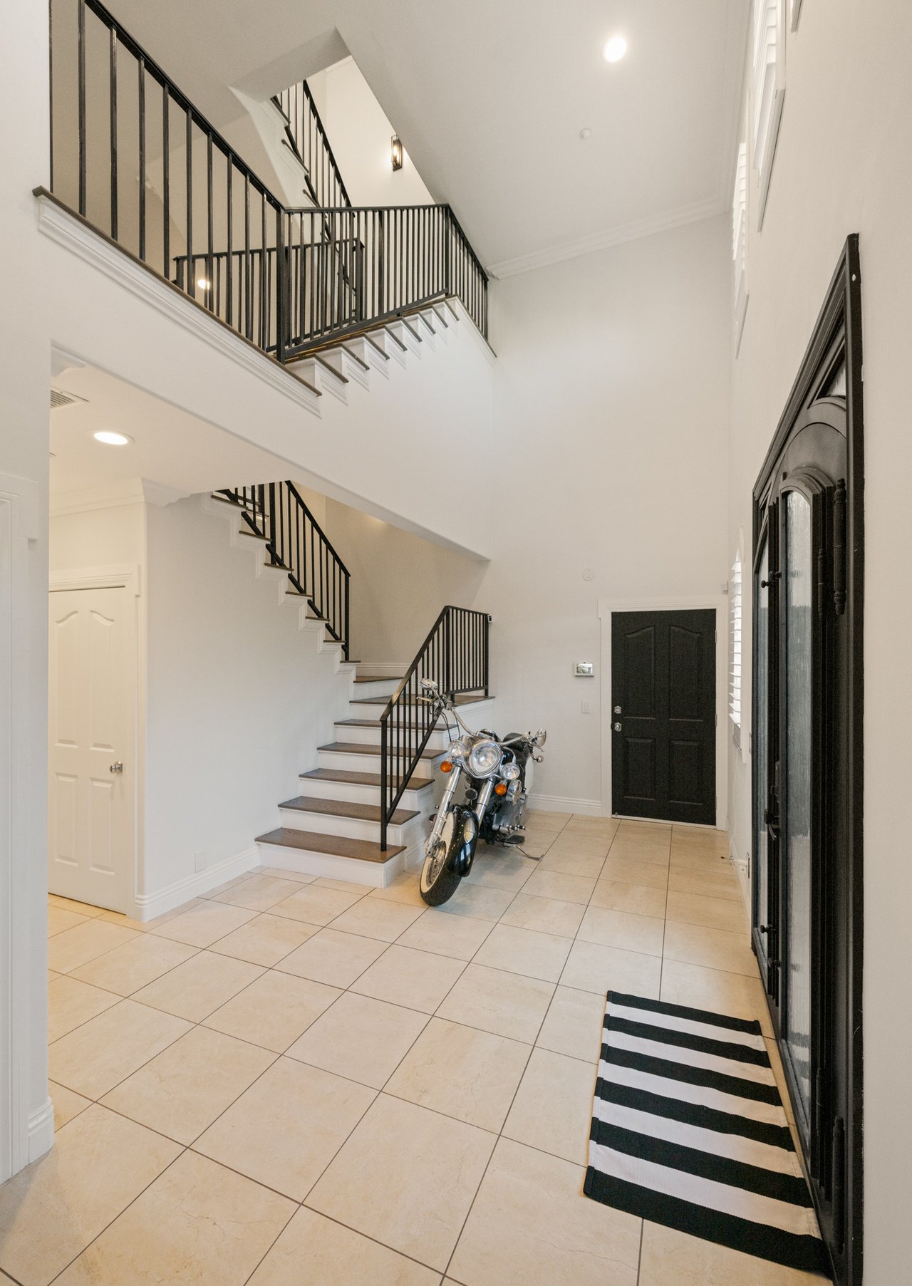 2209 Banyan Dr, Brentwood