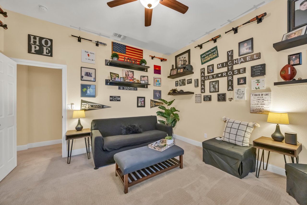 4040 Borderlands Dr