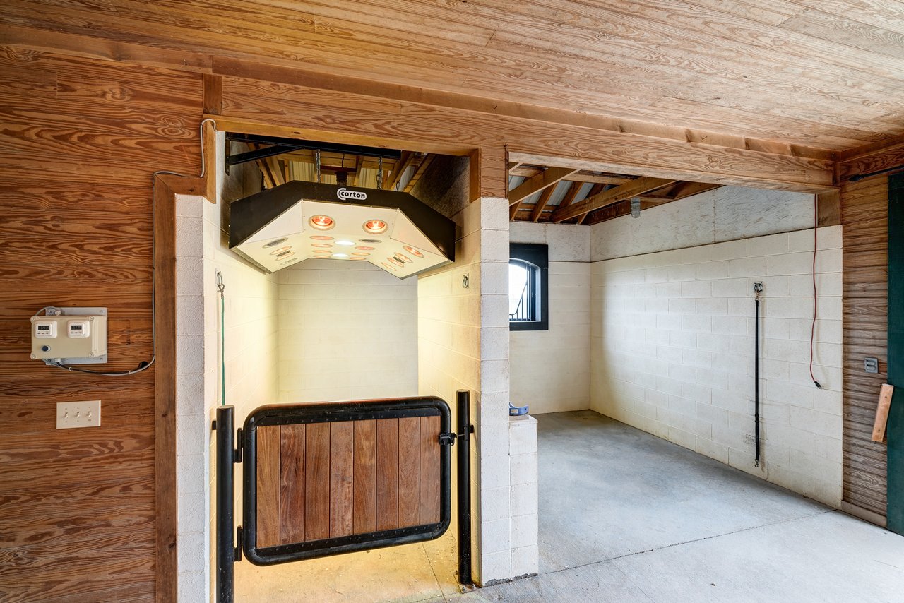 29-Acre Equestrian Estate with 14-Stall Barn