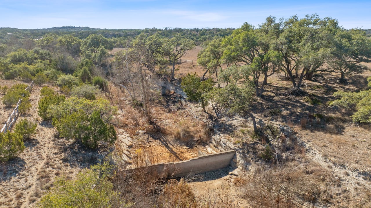 100 Dario Dr. Dripping Springs  Tx 78620