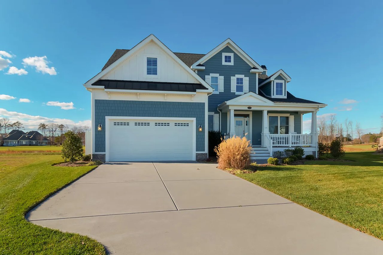 24646 Navigators Walk