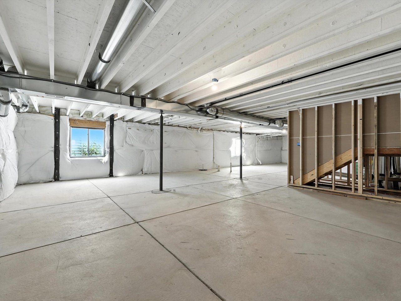 411 Indian Grass Street