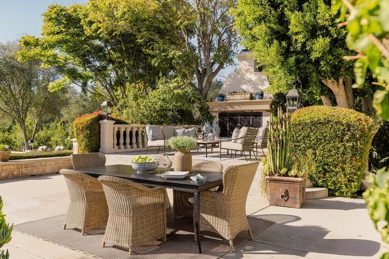 6201 Old Balcom Canyon Rd