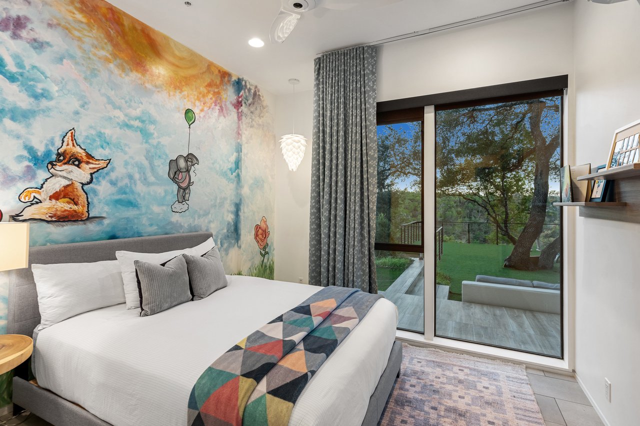 Modern Masterpiece in West Lake Hills