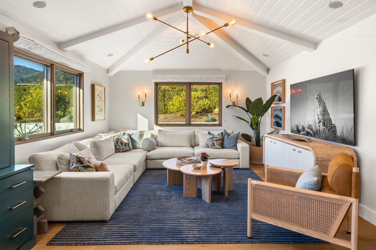 1522 Knoll Circle Drive