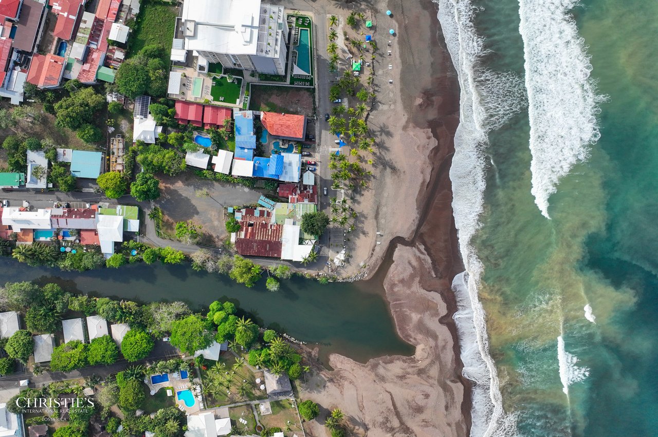 Titled Oceanfront Mixed-Use Property