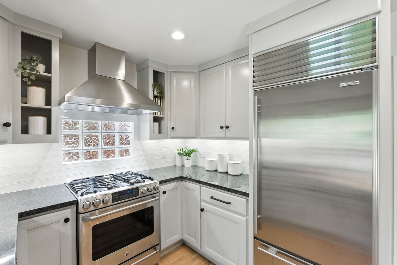 792 Bond Way, Mountain View
