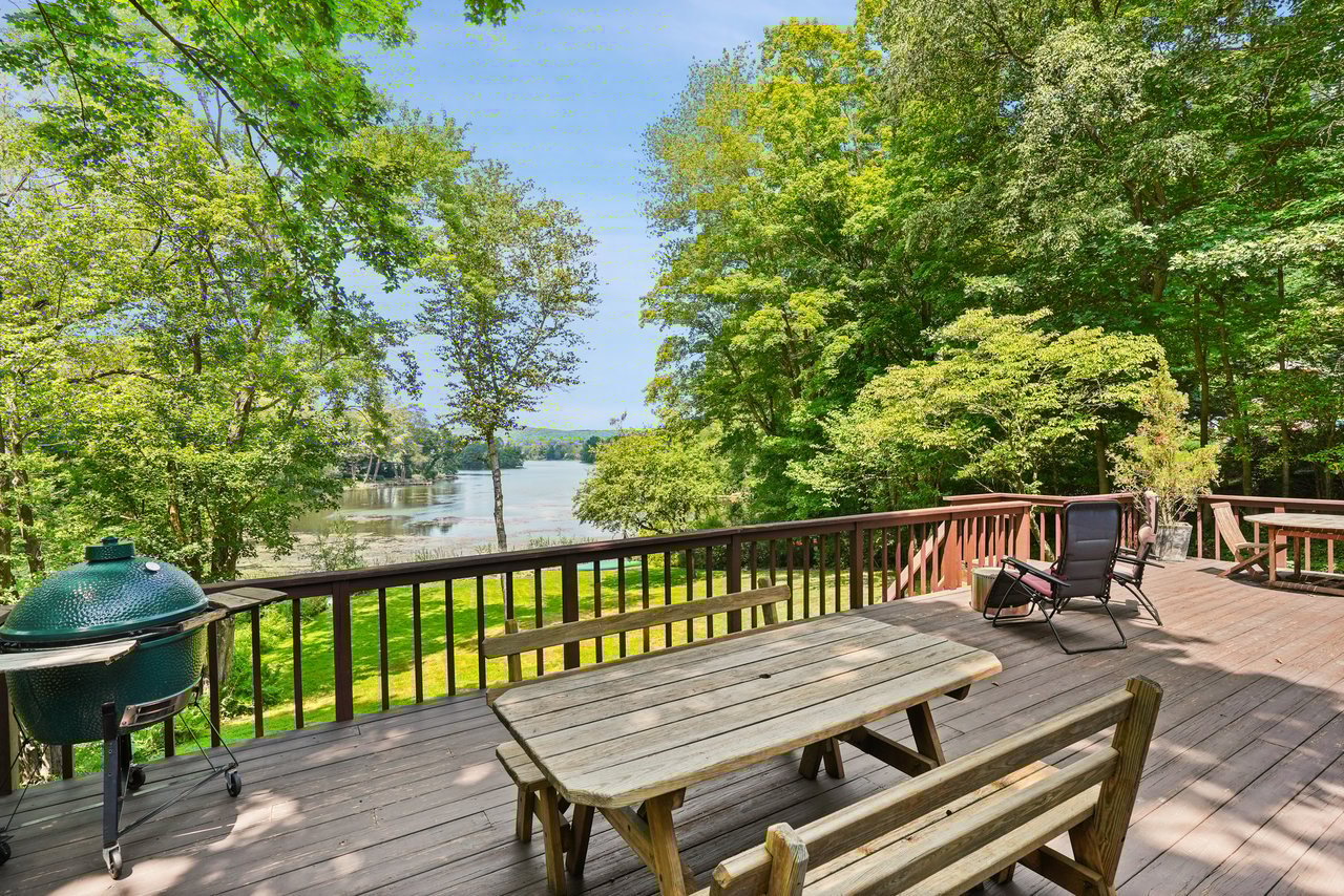 3 Truesdale Lake Drive
