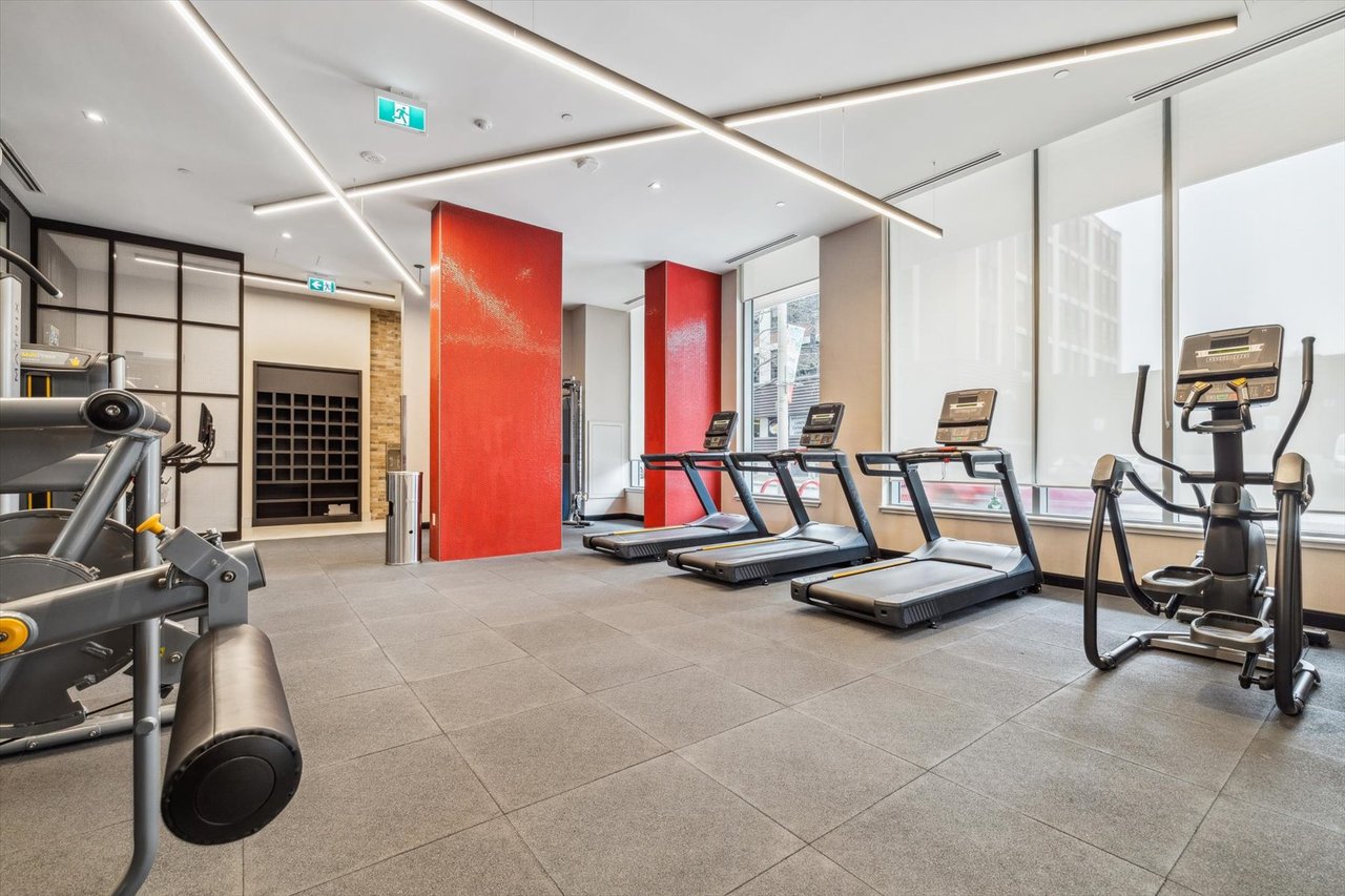 #403 - 212 King William Street