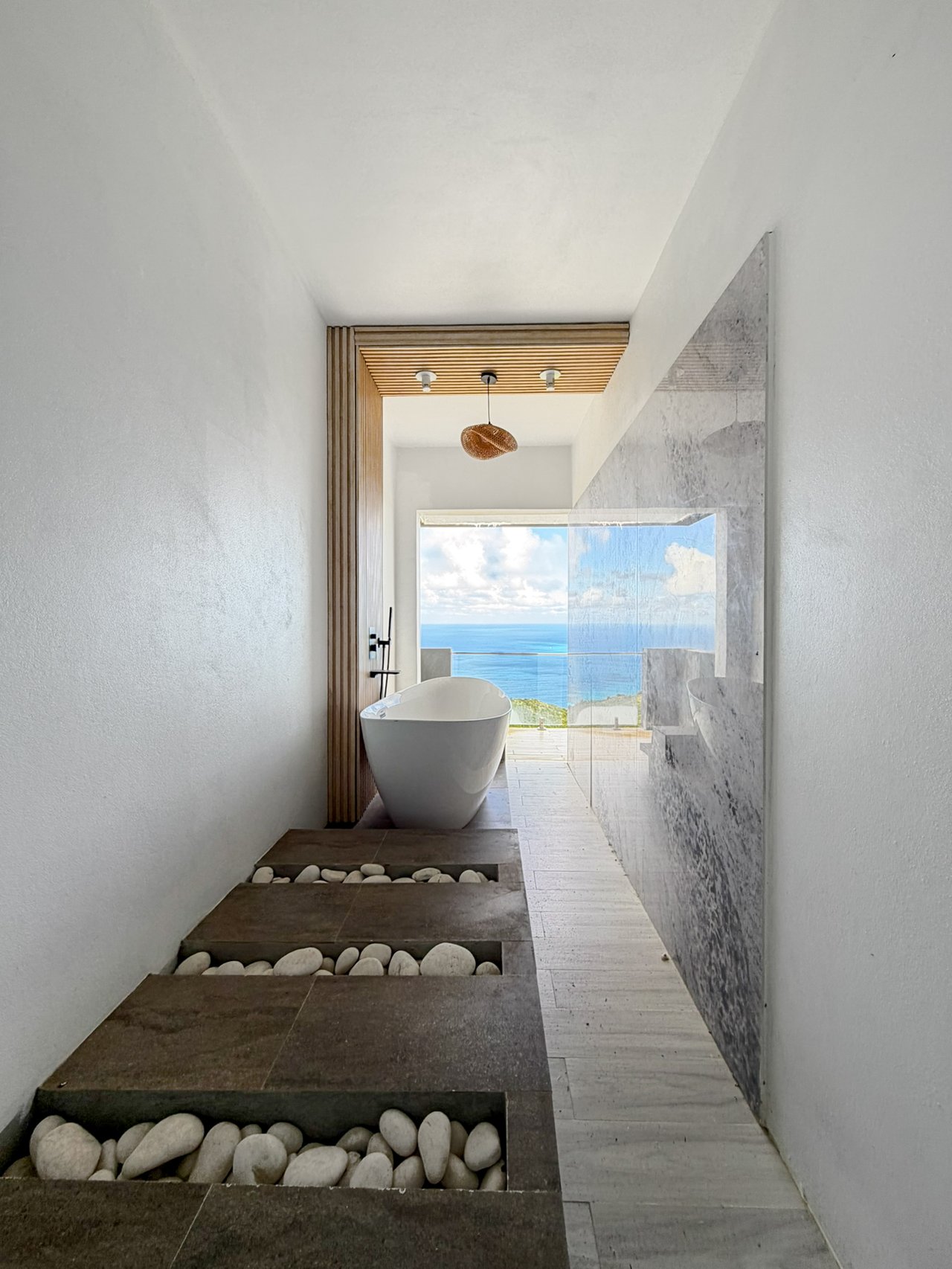 1104 Belle Vue 2 Bedroom Apartment