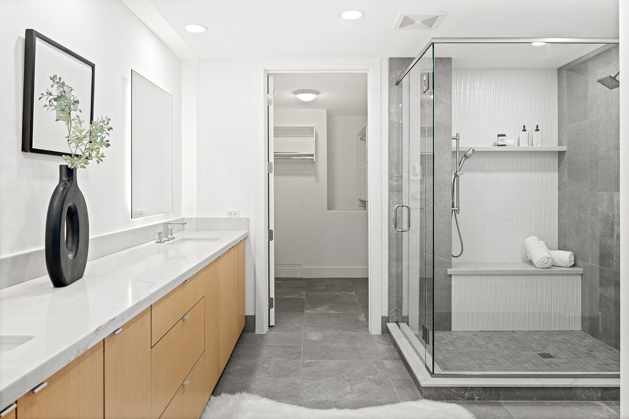 2402 E ESPLANADE Lane 604